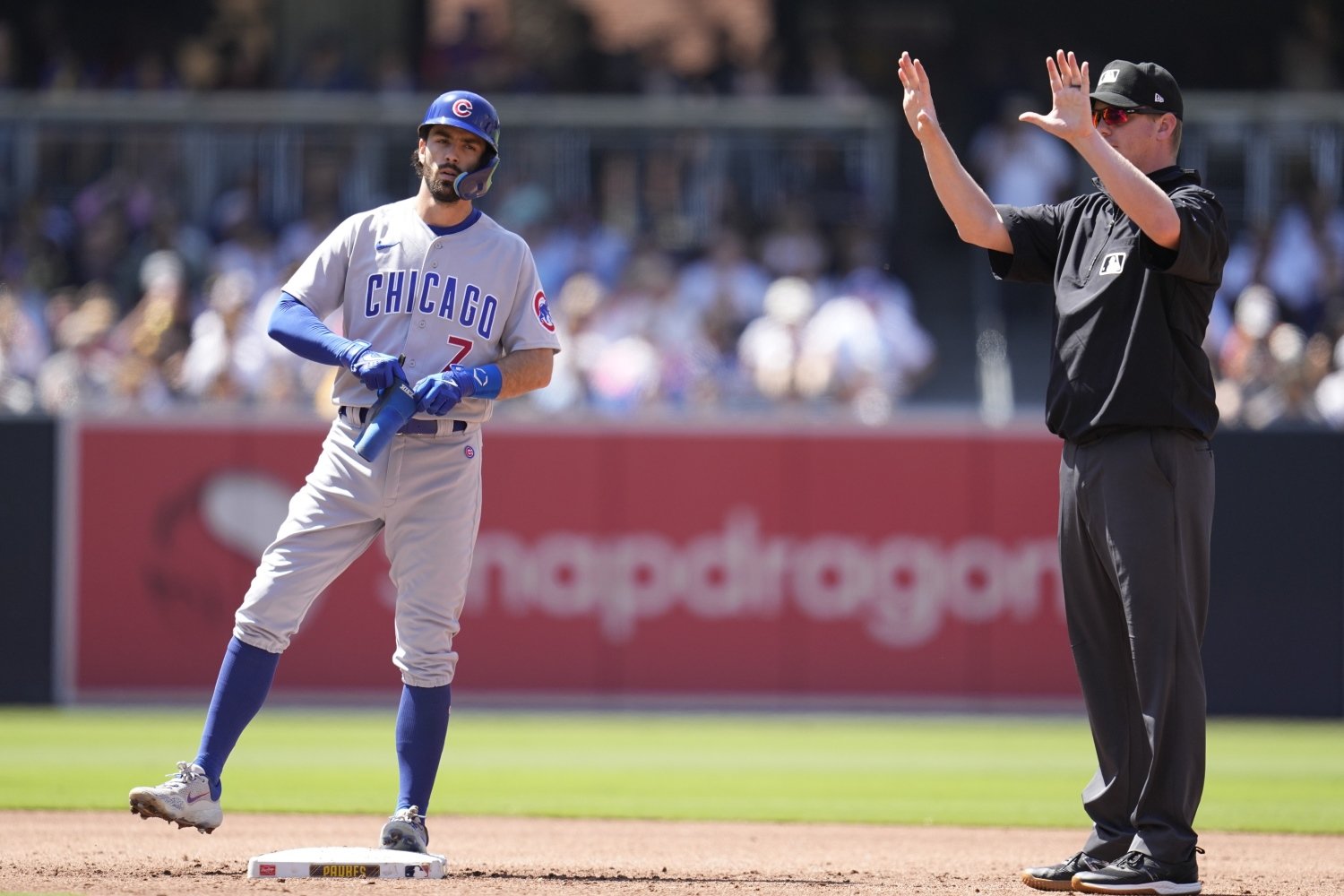 dansby swanson in cubs uniform