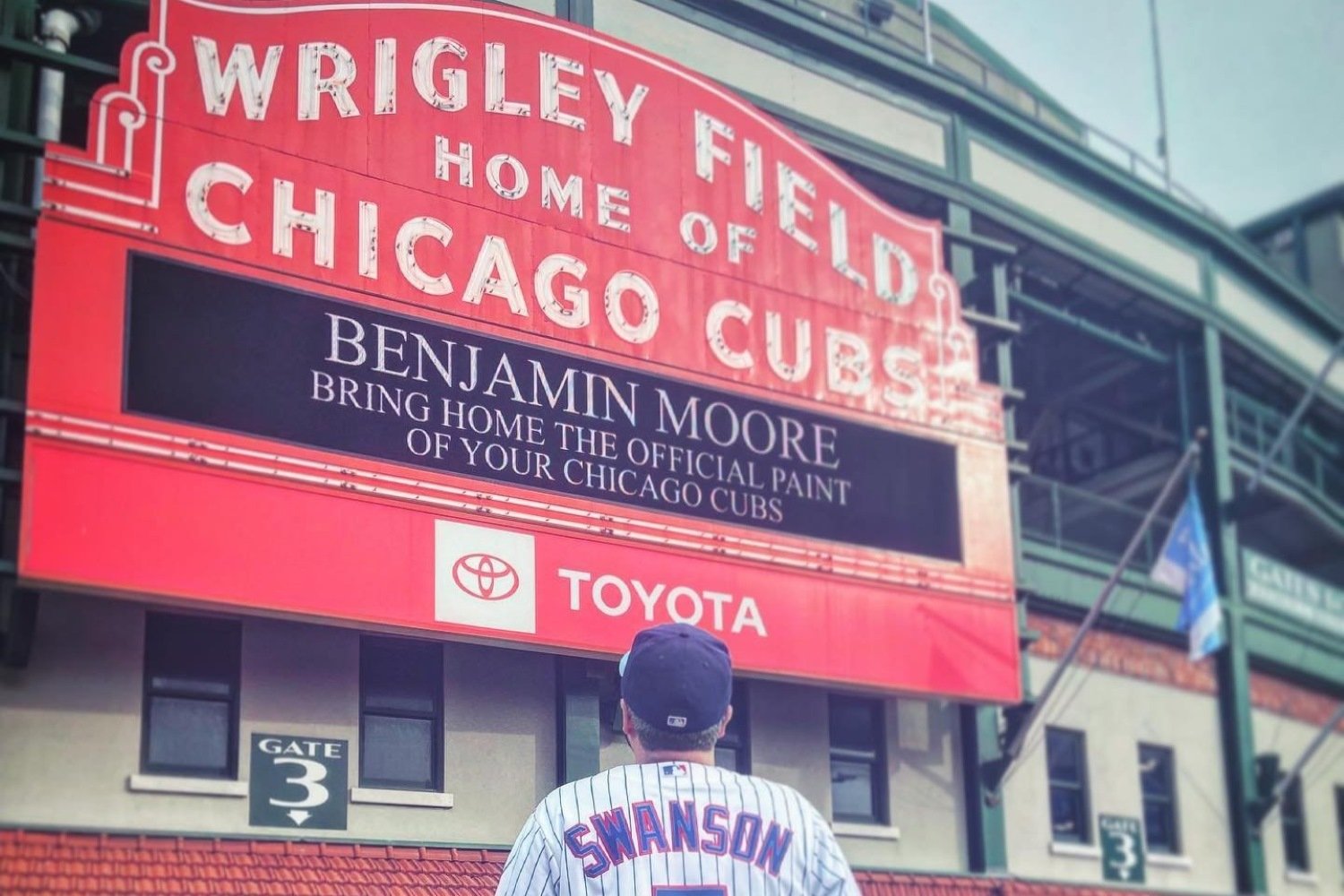 Chicago Cubs Wrigleyville Neighborhood Experiences Change