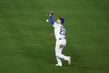 Stormy Present Spells Uncertain Future for Seiya Suzuki in Right Field