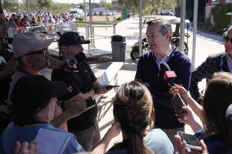 Cubs Week In Review: Ricketts Speaks, Coaching Carousel Churns Forward