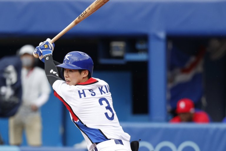 To Add to Infield Without Subtracting, Cubs Could Pursue Free Agent Hyeseong Kim
