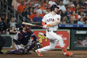 You Can All Calm Down Now: Chicago Cubs Sign Kyle Tucker to One-Year Deal Worth $16.5 Million