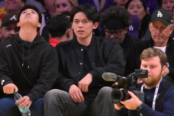 Roki Sasaki Picking the Dodgers is the Latest Reminder: Cubs Need to Show Free Agents They Care About Winning