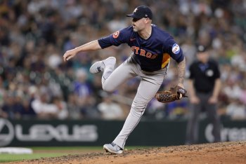 TRADE: Chicago Cubs Acquire Relief Ace Ryan Pressly in Deal With Astros
