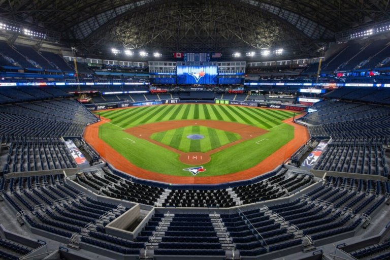 Let's Road Trip Cubs 2025: Trip #11 - From Clydesdales to Canada