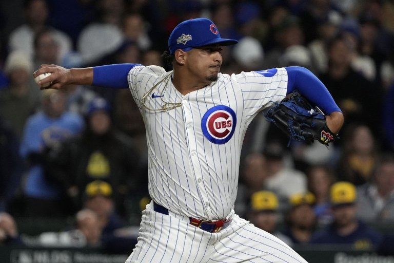 Breaking Down the Cubs' Bullpen Battle: The Righties