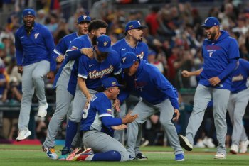 Why the Cubs Should Sign Closer Daniel Palencia to a Contract Extension