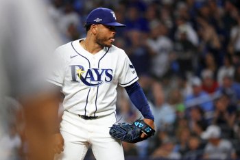 5 Impending Free Agents Cubs Fans Should Watch Closely During Championship Series